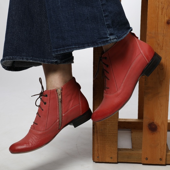 NWOT Pink/Red Leather Shoes-size 36 (6,5) - Picture 3 of 4